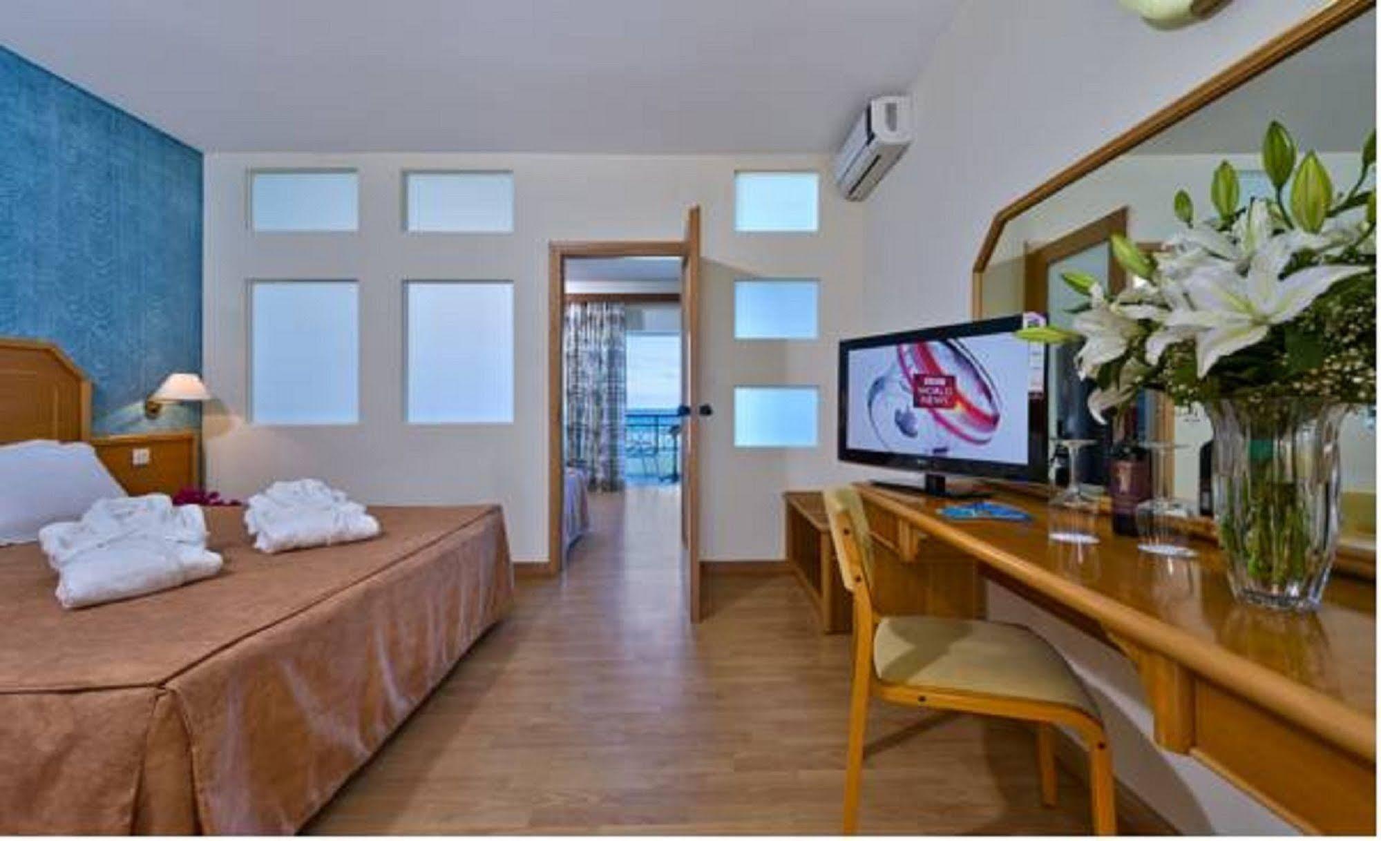 Rethymno Mare & Water Park Otel Skaleta Dış mekan fotoğraf